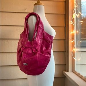 NWT ⭐️ Nine & Co Liquid Leather Hot Pink Purse